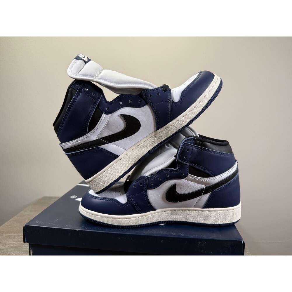 Nike Air Jordan 1 Retro High OG GS Youth 6.5y FD1437-401 Midnight Navy/White